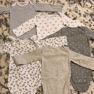 Set of 5 baby long sleeve onesie